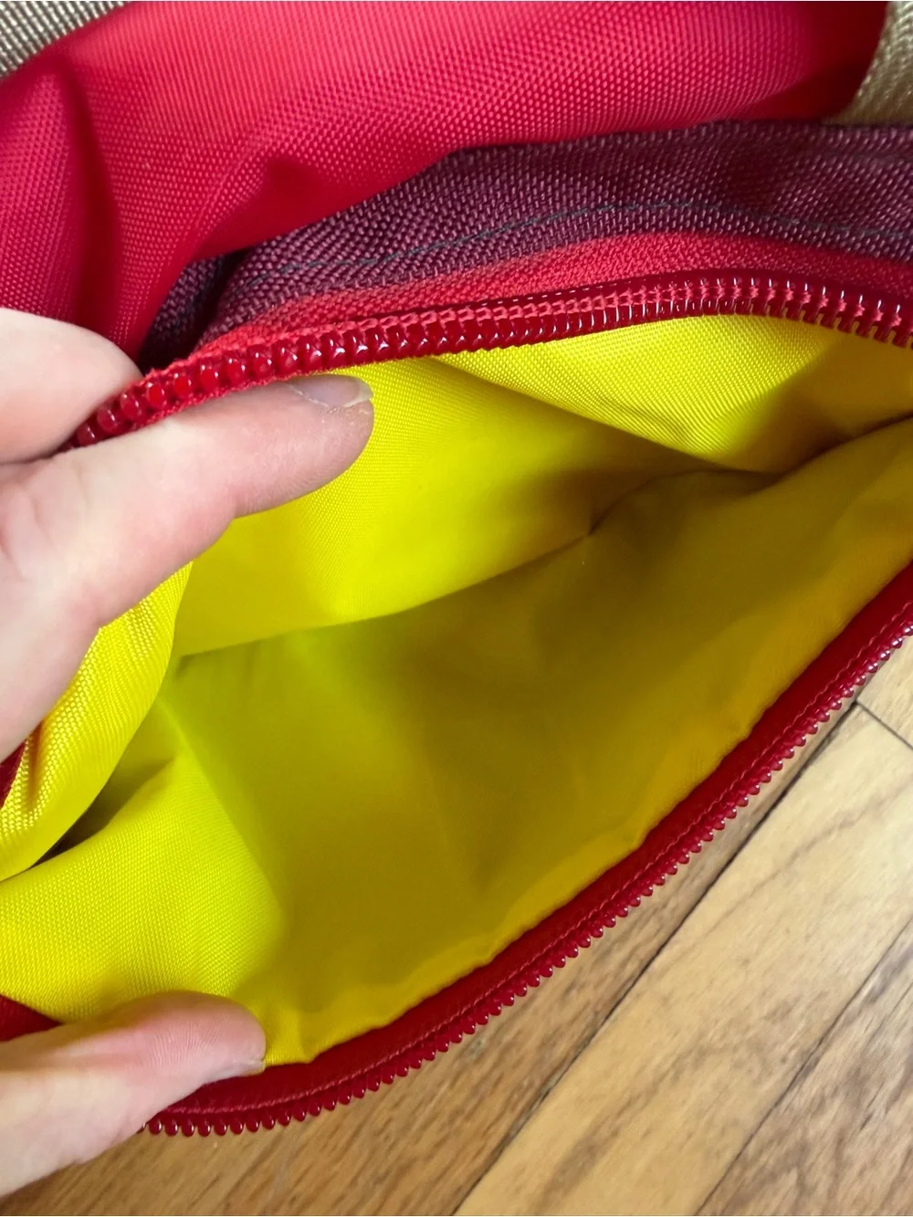 Topo designs two toned red rover pack classic - Picture 3 of 9